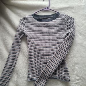 Long sleeve fitted shirt